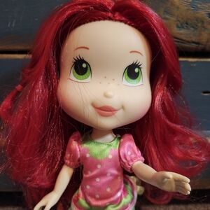 Strawberry Shortcake Scented Sweet Surprise Doll 11 Inches